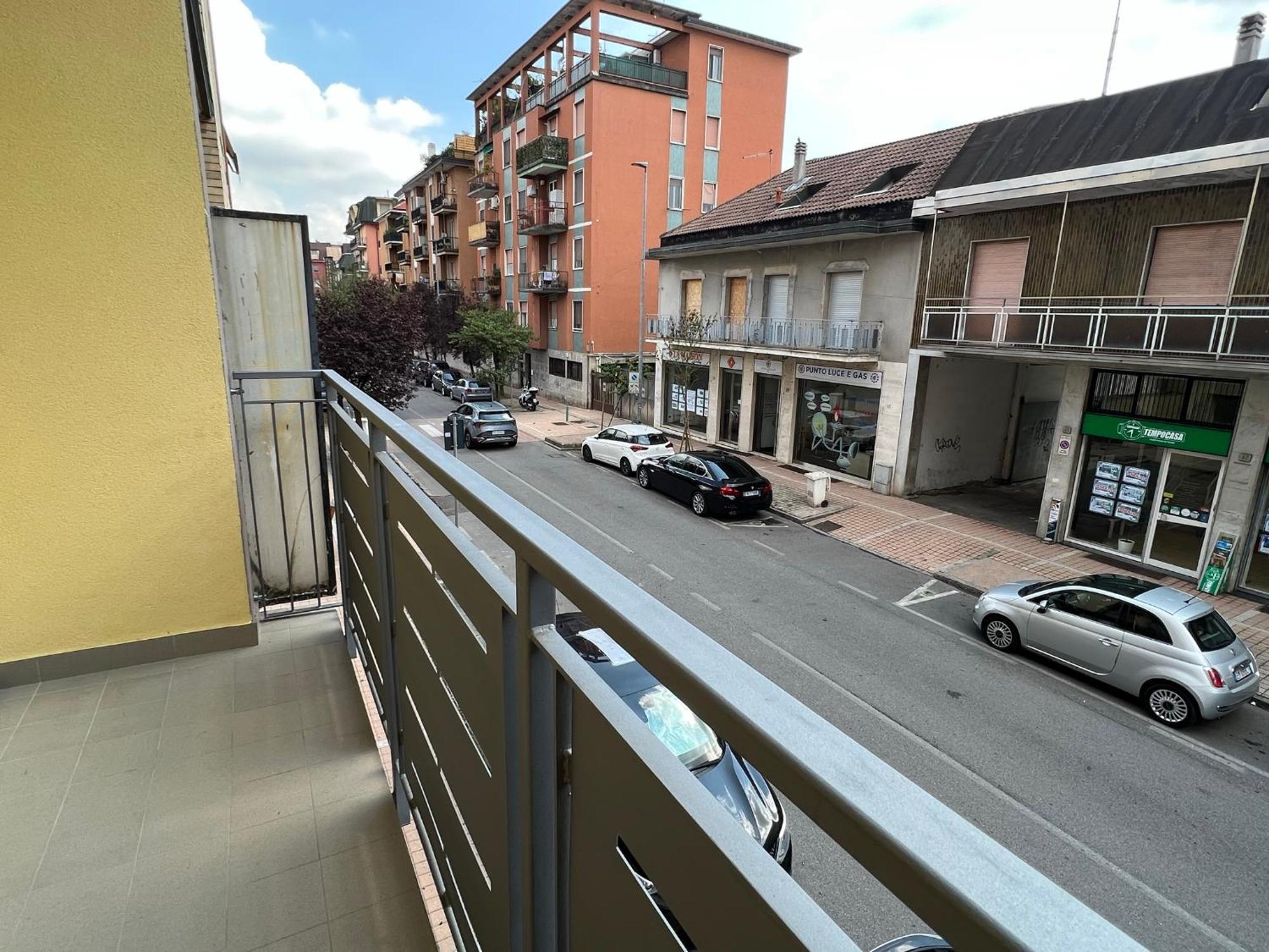 Duomo A 20 Minuti Netflix Wifi Da Juls Home Роццано Экстерьер фото